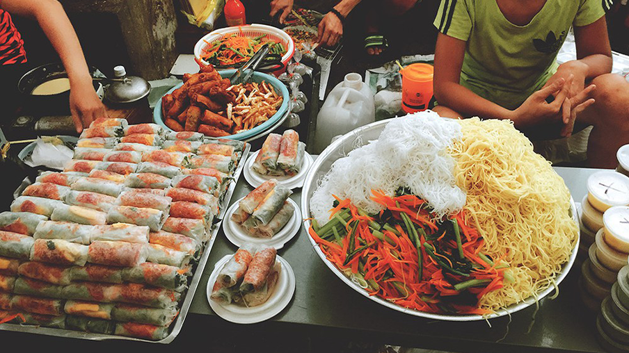 Top 10 các địa điểm ăn uống nổi tiếng tại Tp Hồ Chí Minh